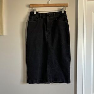 Gap Black Denim skirt